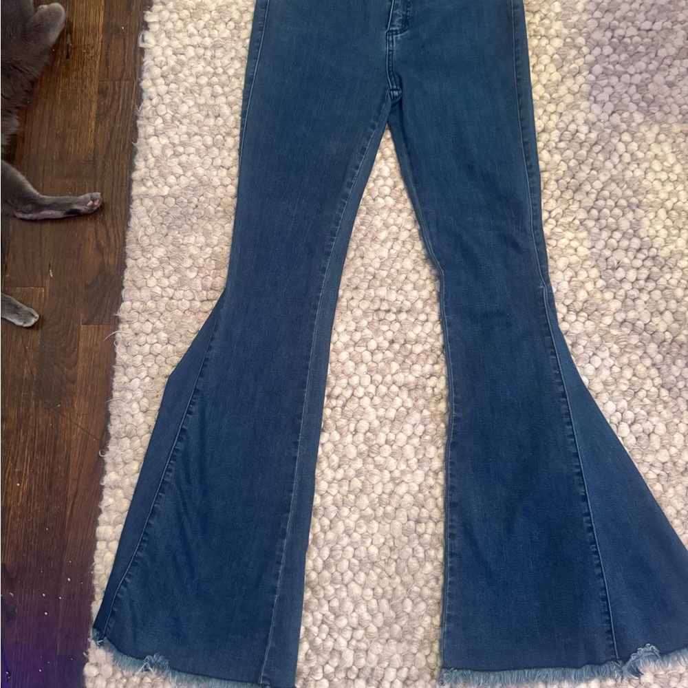 ShowMeYourMumu Women's Frayed Flared Blue Jeans